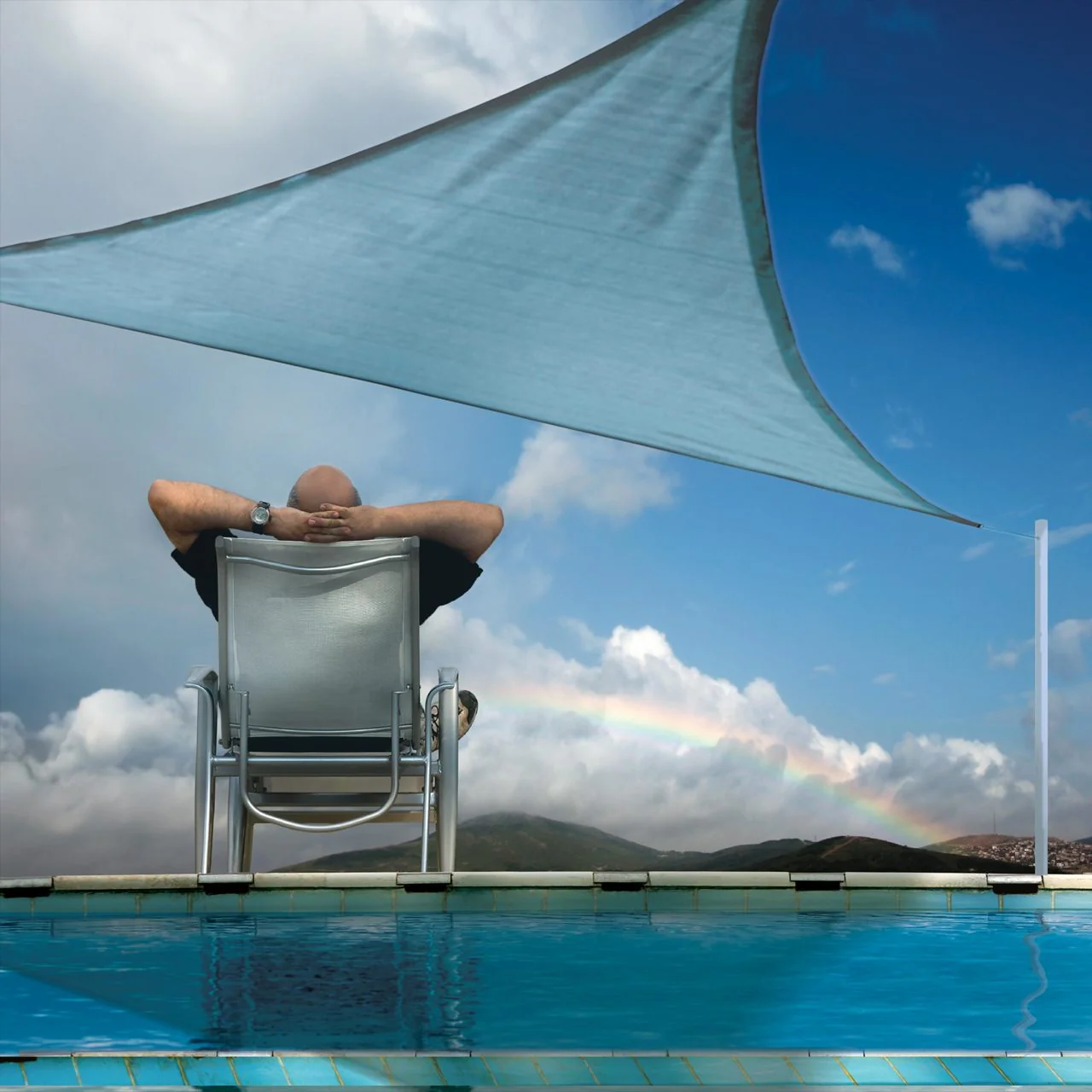 16' x 16' Heavyweight Triangle Shade Sail - Sea Blue - Image 3