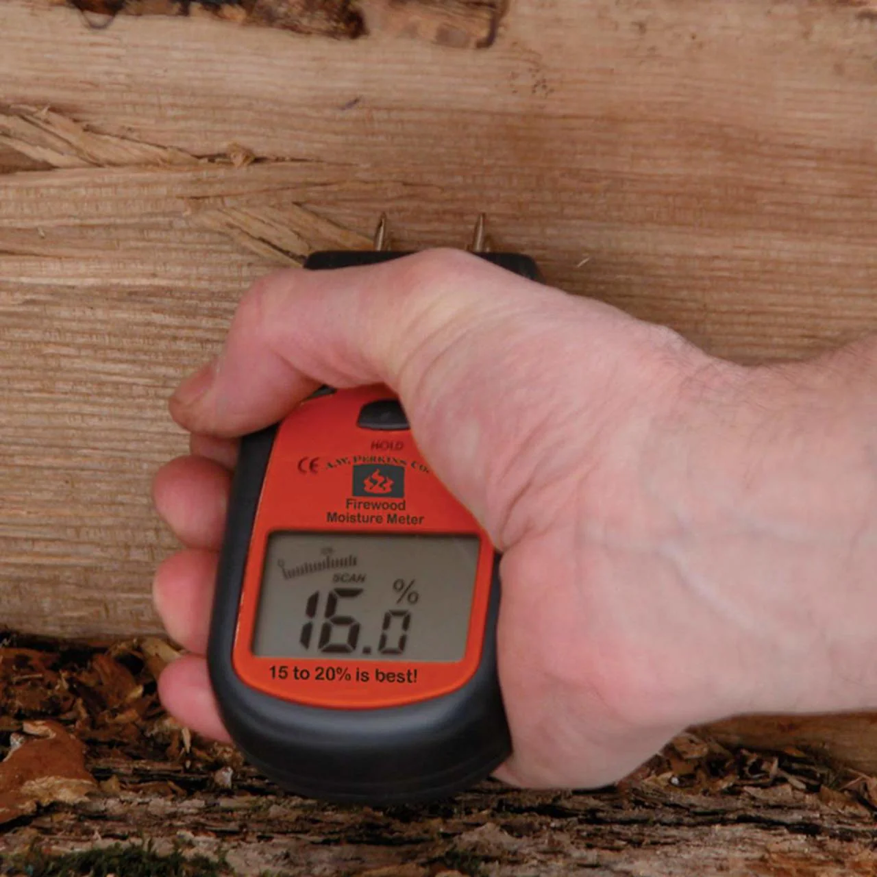 Firewood Moisture Meter - Black and Orange - Image 7