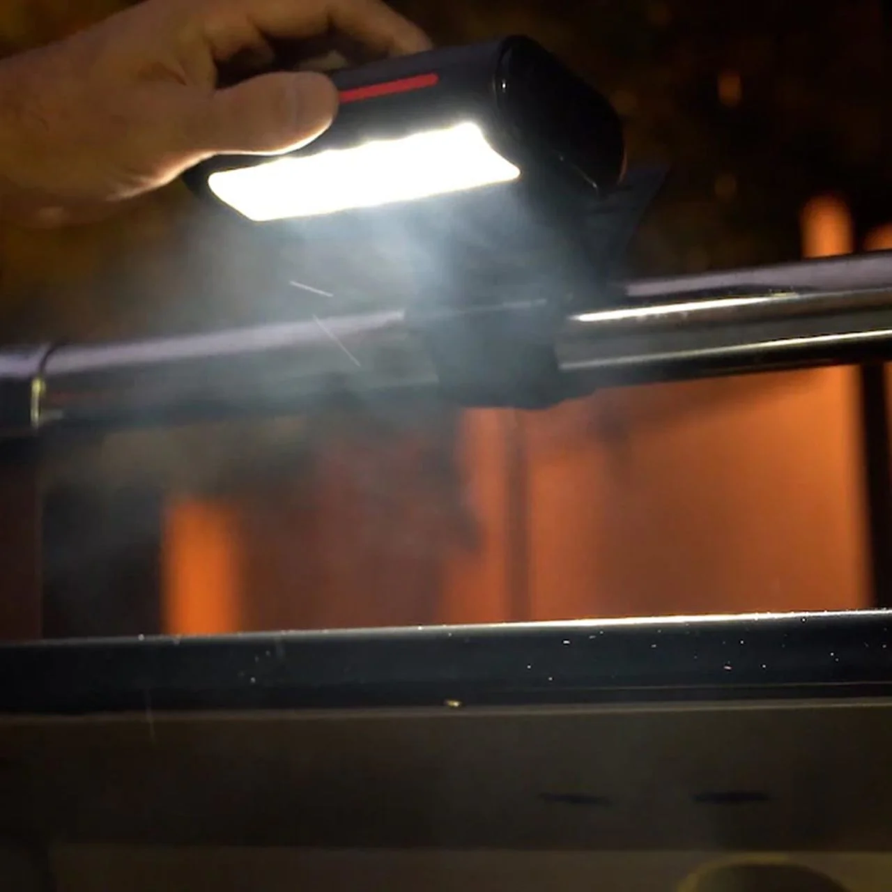 Dual Action Grill Light - Image 4