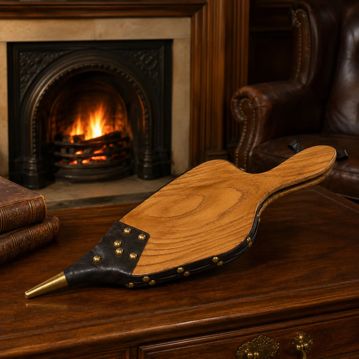 Johnny Beard English Natural Oak Bellows - Image 2