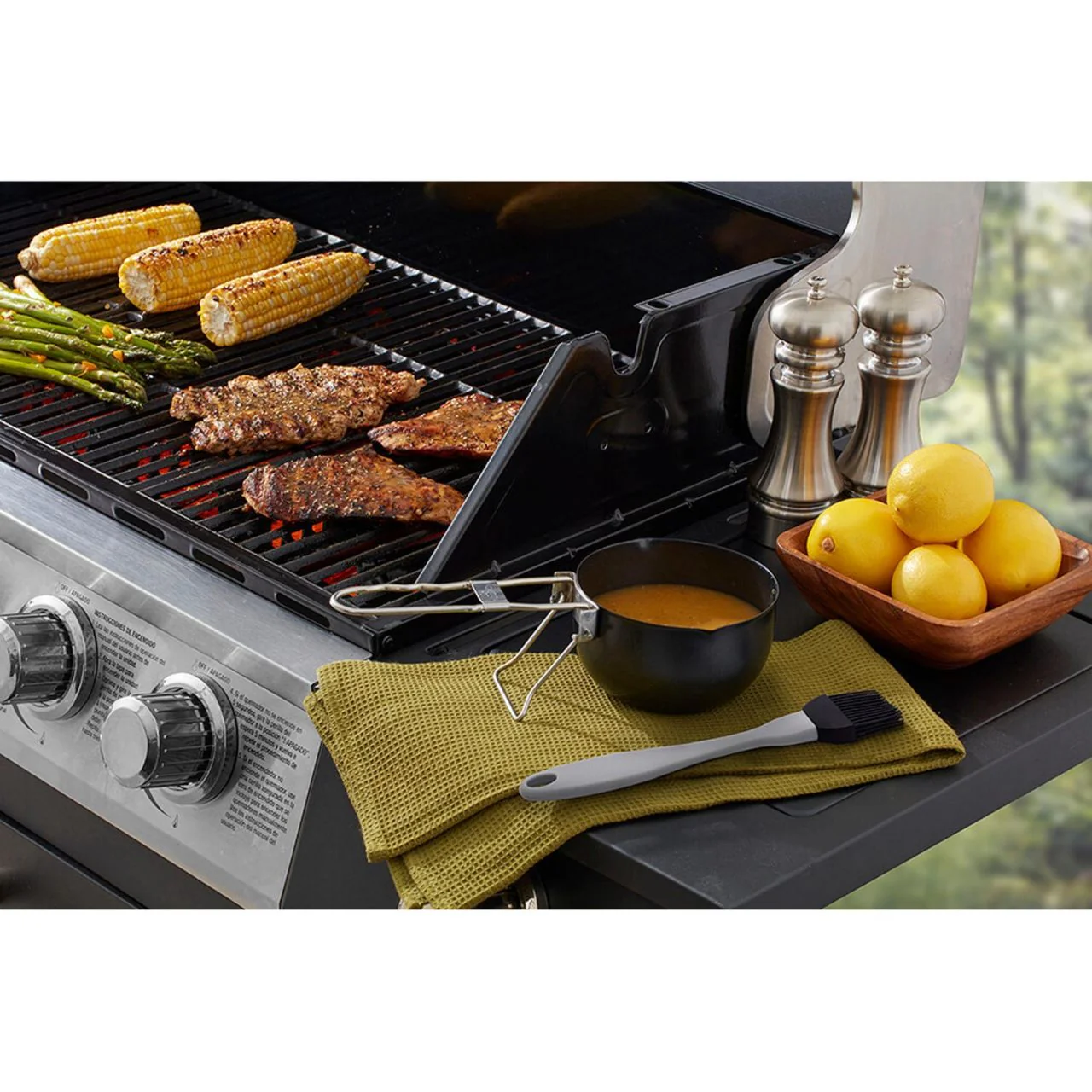 Kickstand Sauce Pot & Silicone Baster - Image 3